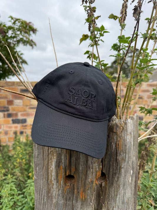 Saor Alba Dadcap - Black on Black