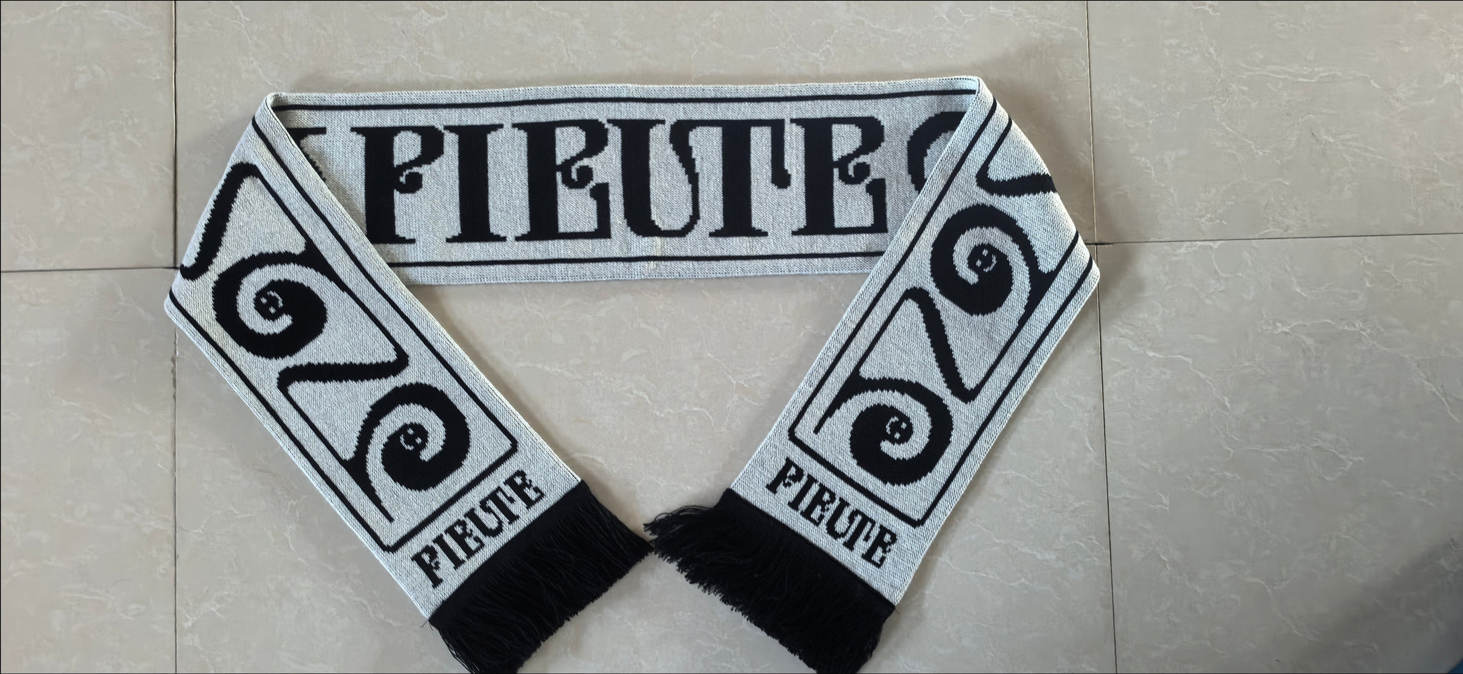 Celtic TriSmiley Scarf