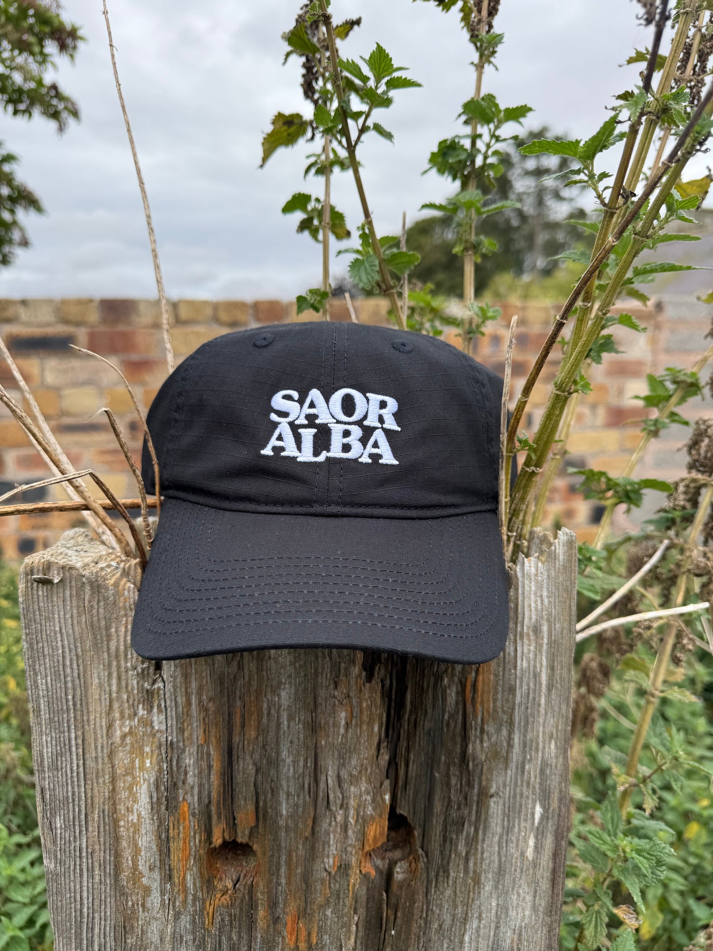 Saor Alba Dadcap - Black